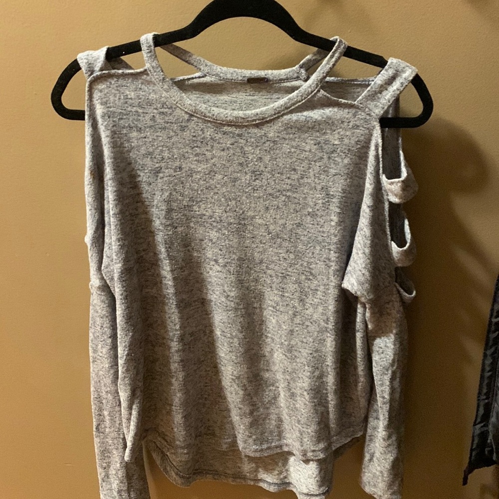 Grey open sleeve womens top